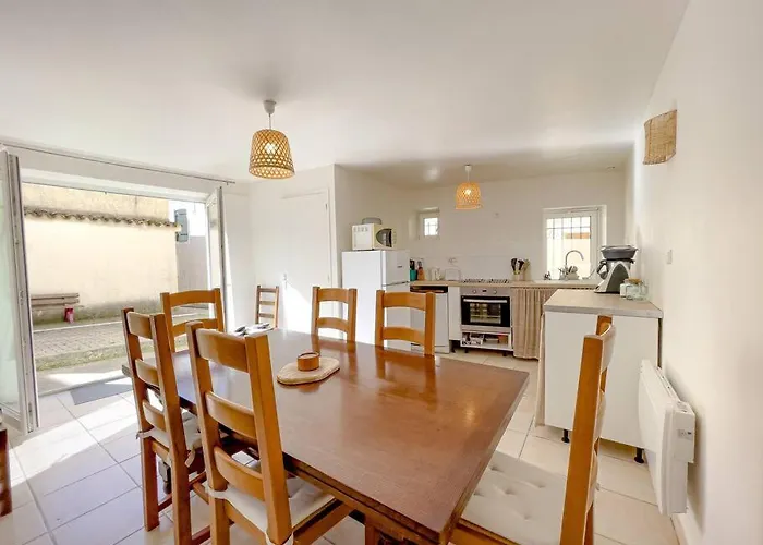 Charmante Maison De Village - Plages 30'